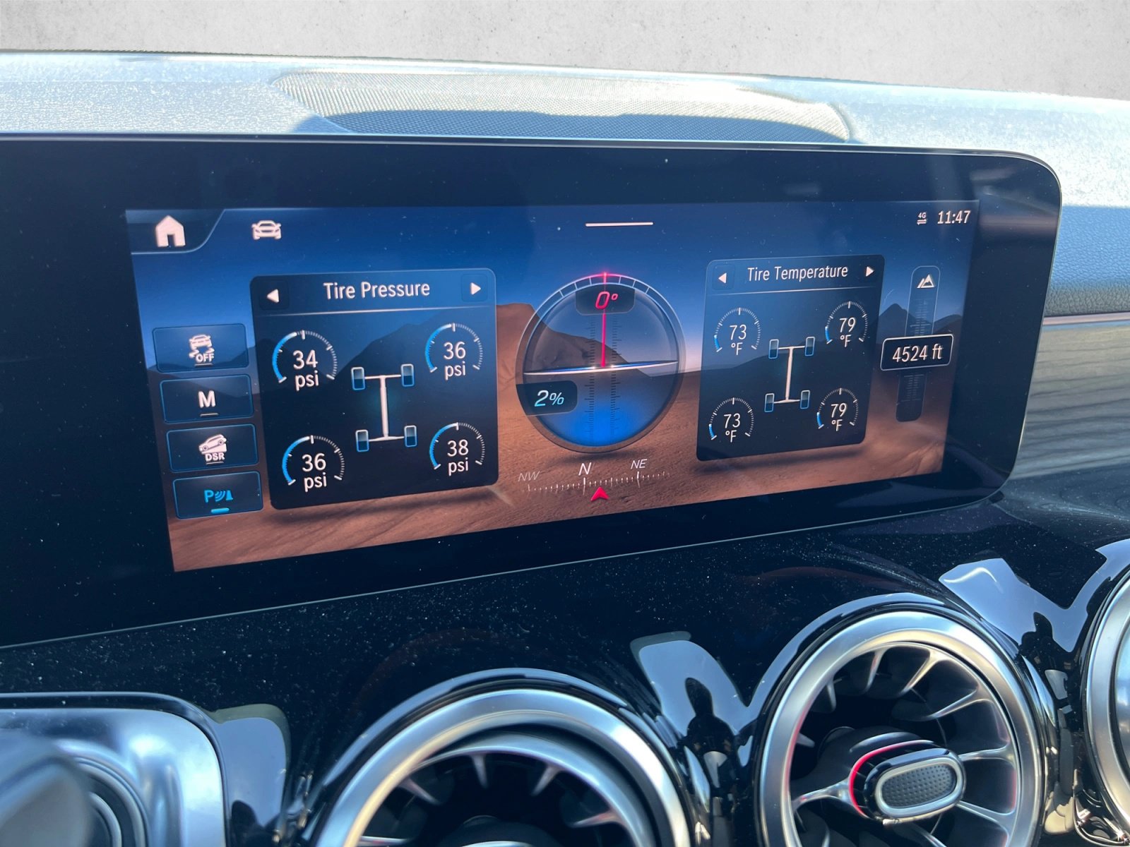 Certified 2026 Mercedes-Benz GLB 250 4MATIC image 16