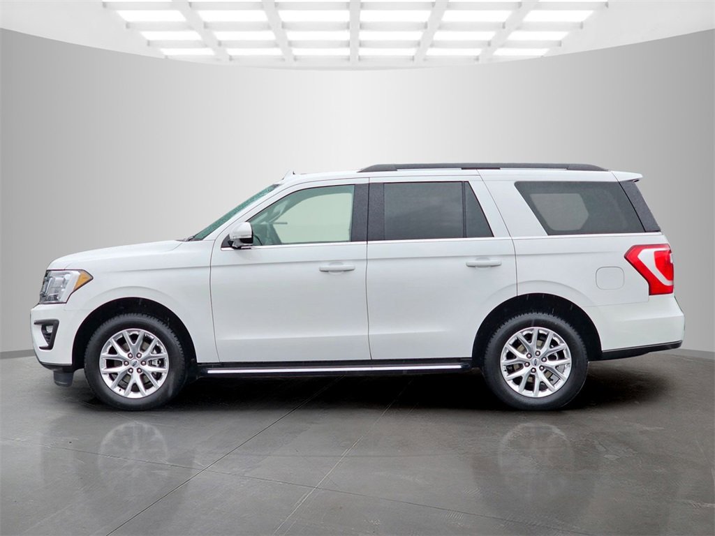 Used 2021 Ford Expedition XLT image 3