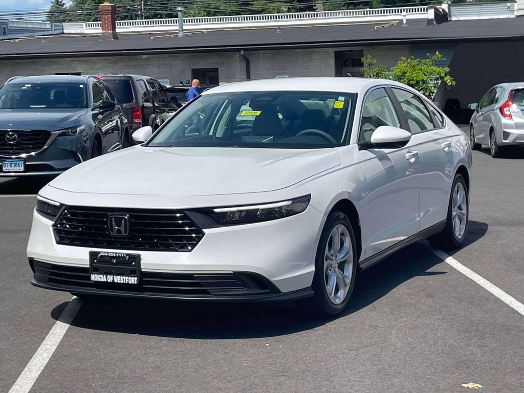 Certified 2024 Honda Accord LX image 3