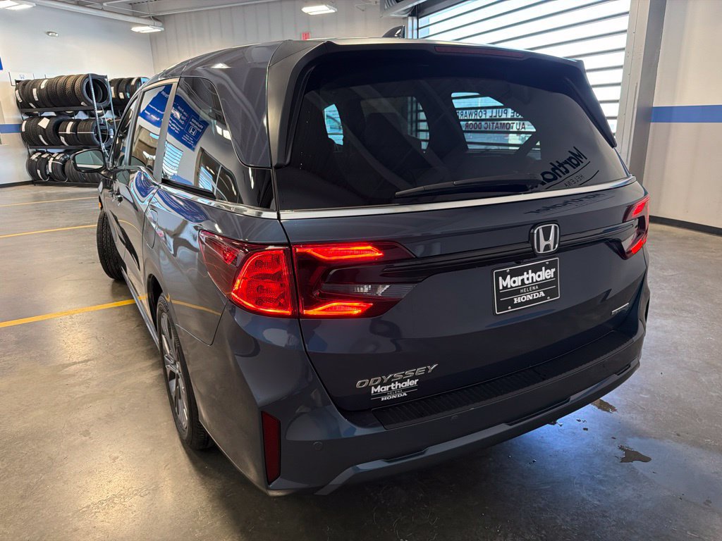 New 2027 Honda Odyssey Touring image 7