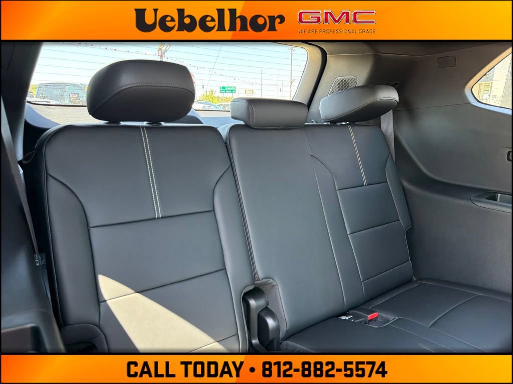 New 2026 GMC Acadia Elevation w/ Elevation Premium Package AWD/4WD image 7