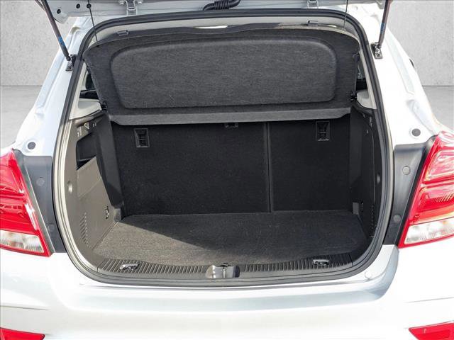 Used 2022 Chevrolet Trax LT w/ Sport Edition image 6