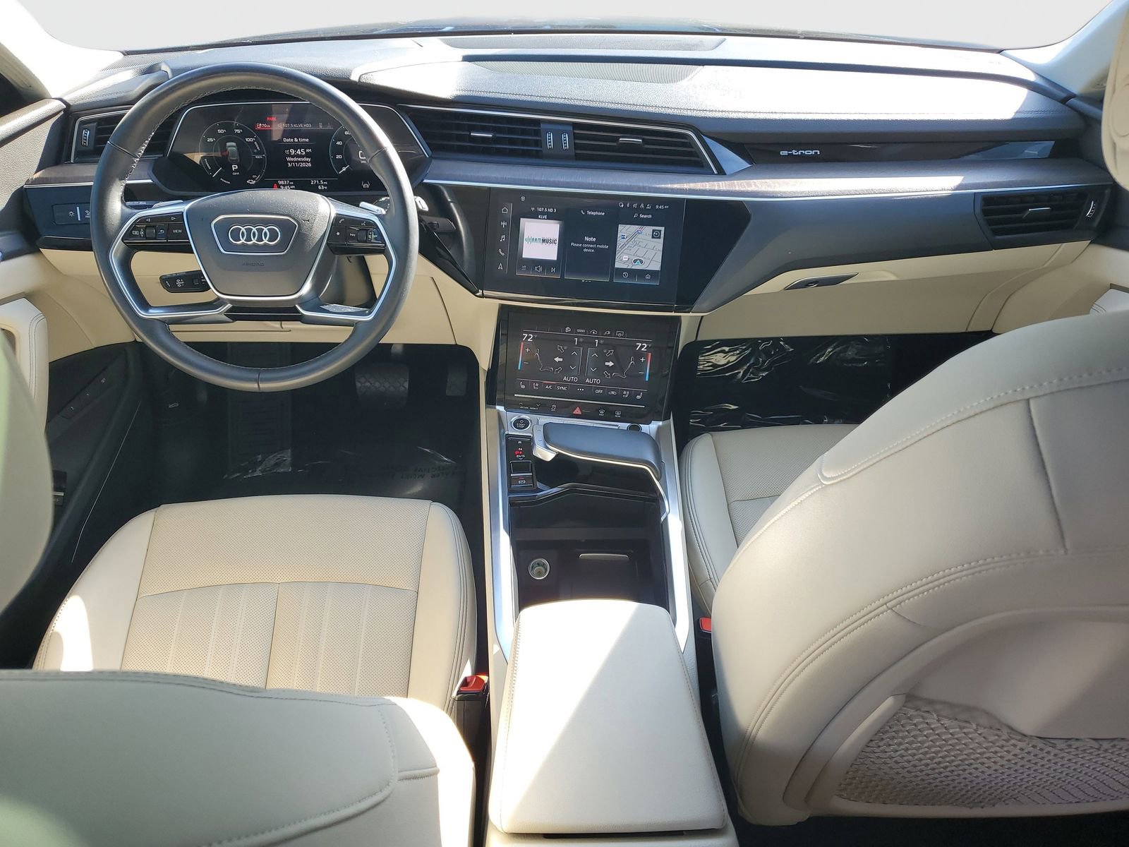 Used 2024 Audi Q8 e-tron Premium Plus w/ Premium Plus Package image 10