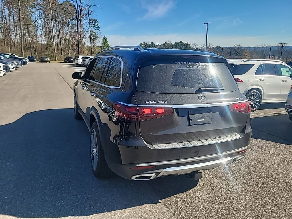 Used 2025 Mercedes-Benz GLS 450 4MATIC image 8