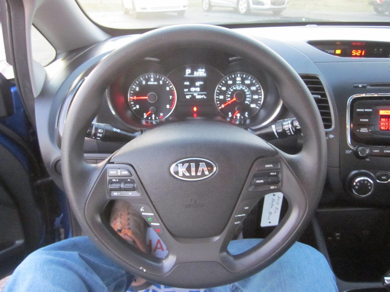 Used 2018 Kia Forte LX image 18