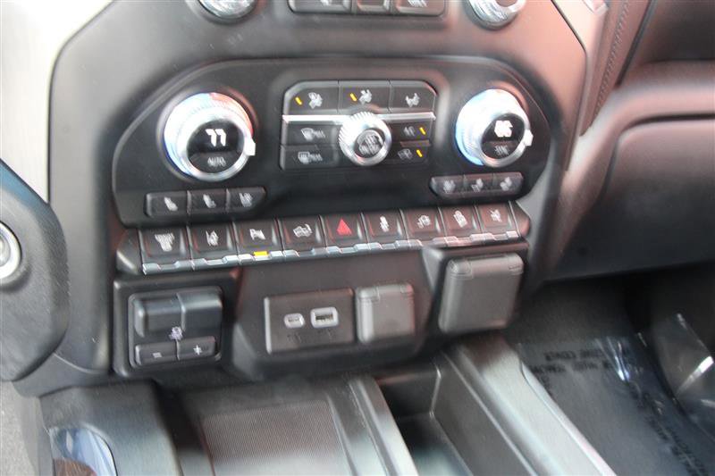 Used 2021 GMC Sierra 3500 Denali w/ Denali Ultimate Package AWD/4WD image 21