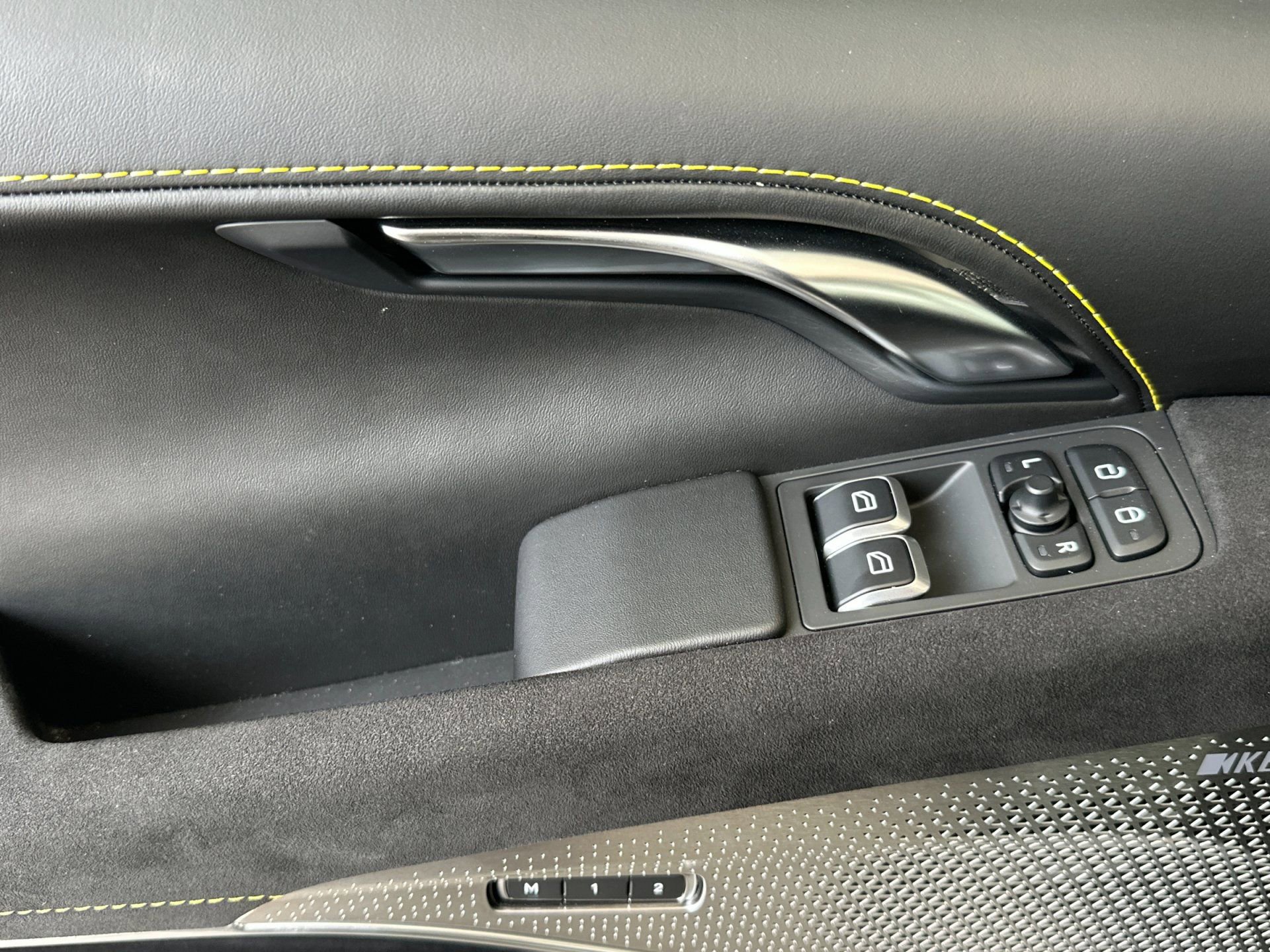 Used 2025 Lotus Emira RWD image 11