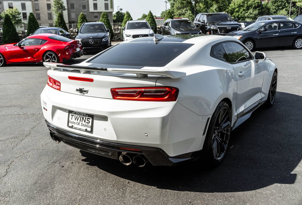 Used 2017 Chevrolet Camaro ZL1 RWD image 32