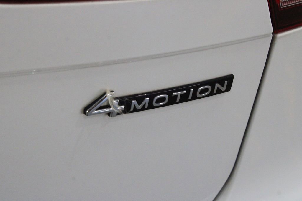 Used 2022 Volkswagen Tiguan SE image 39