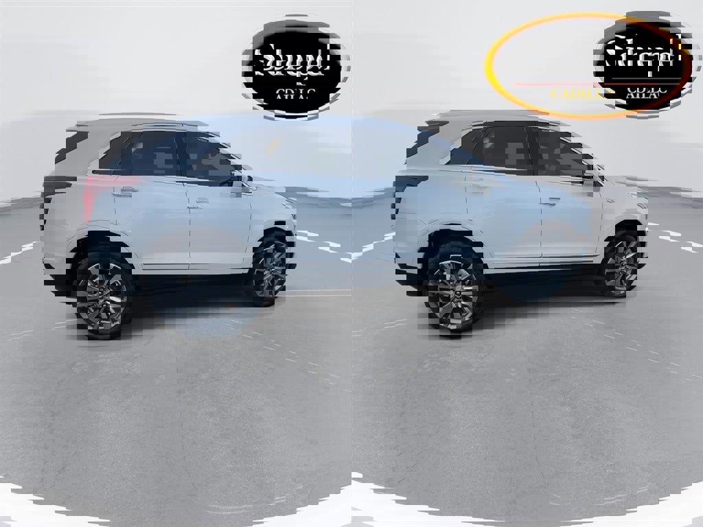 Certified 2025 Cadillac XT5 Premium Luxury w/ LPO, Floor Liner Package image 9