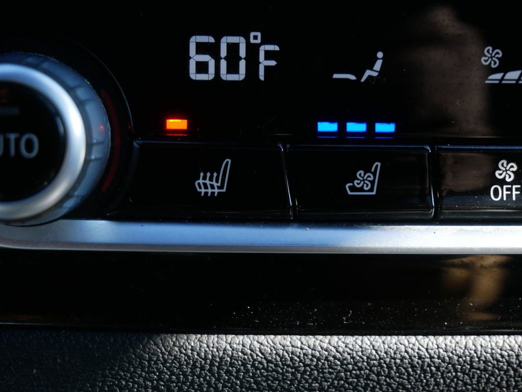 Used 2021 BMW X4 M w/ Competition Package image 26