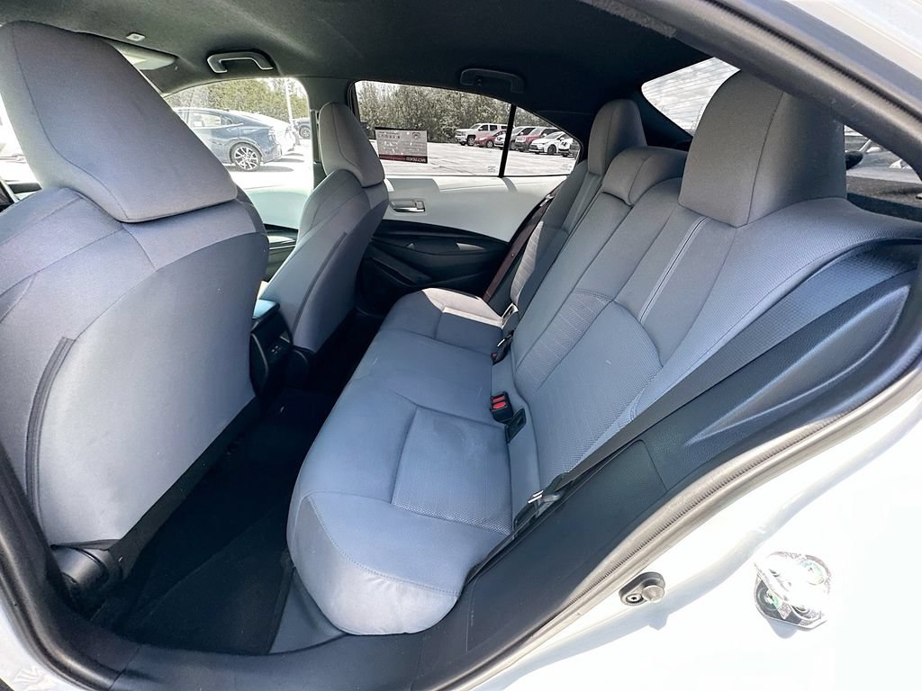 Used 2025 Toyota Corolla SE w/ Convenience Package FWD image 30