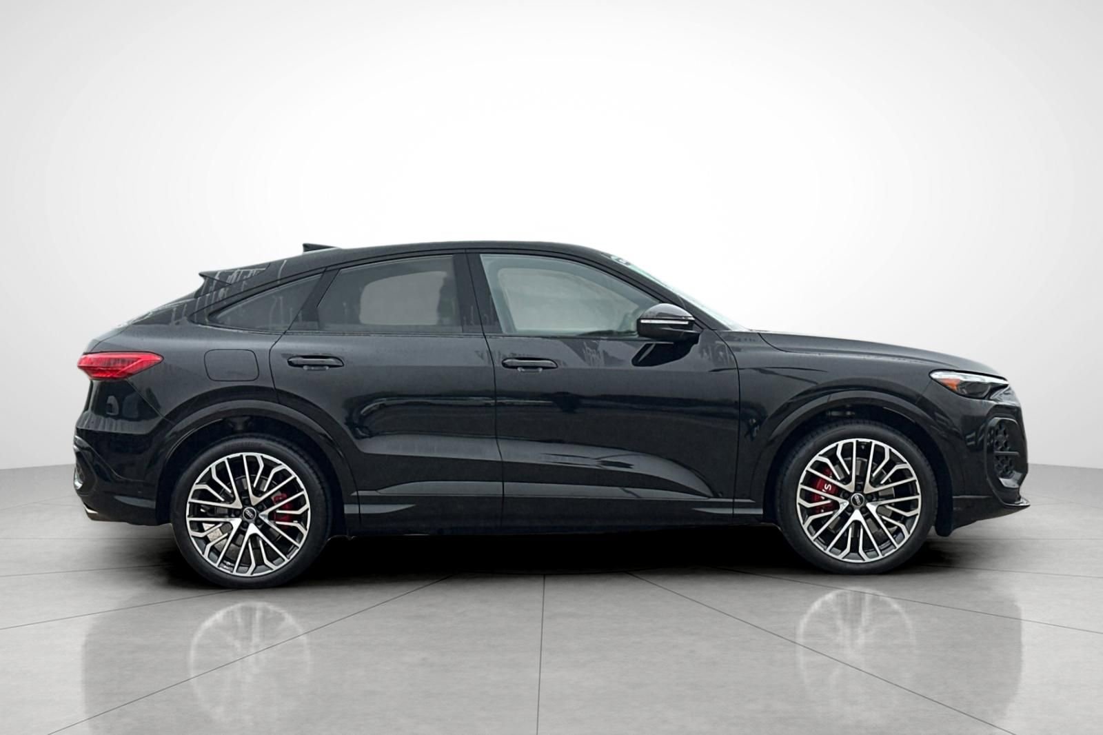 Used 2025 Audi SQ5 Premium Plus image 23