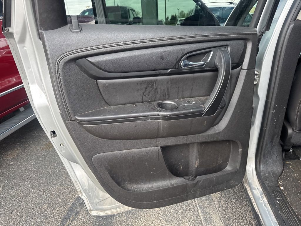 Used 2014 Chevrolet Traverse LT image 10