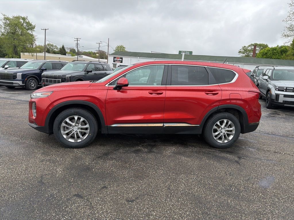 Used 2019 Hyundai Santa Fe SE w/ Cargo Package AWD/4WD image 4