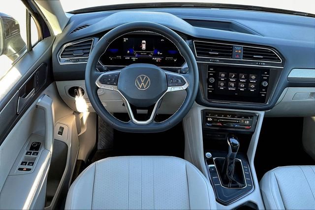 Used 2022 Volkswagen Tiguan SE image 5