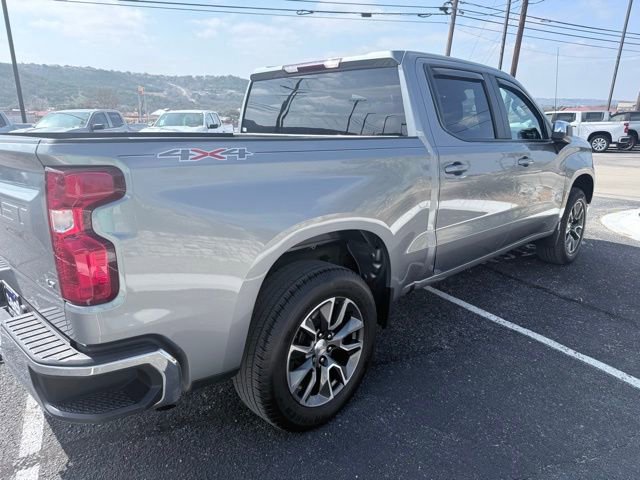 Certified 2023 Chevrolet Silverado 1500 LT AWD/4WD image 9