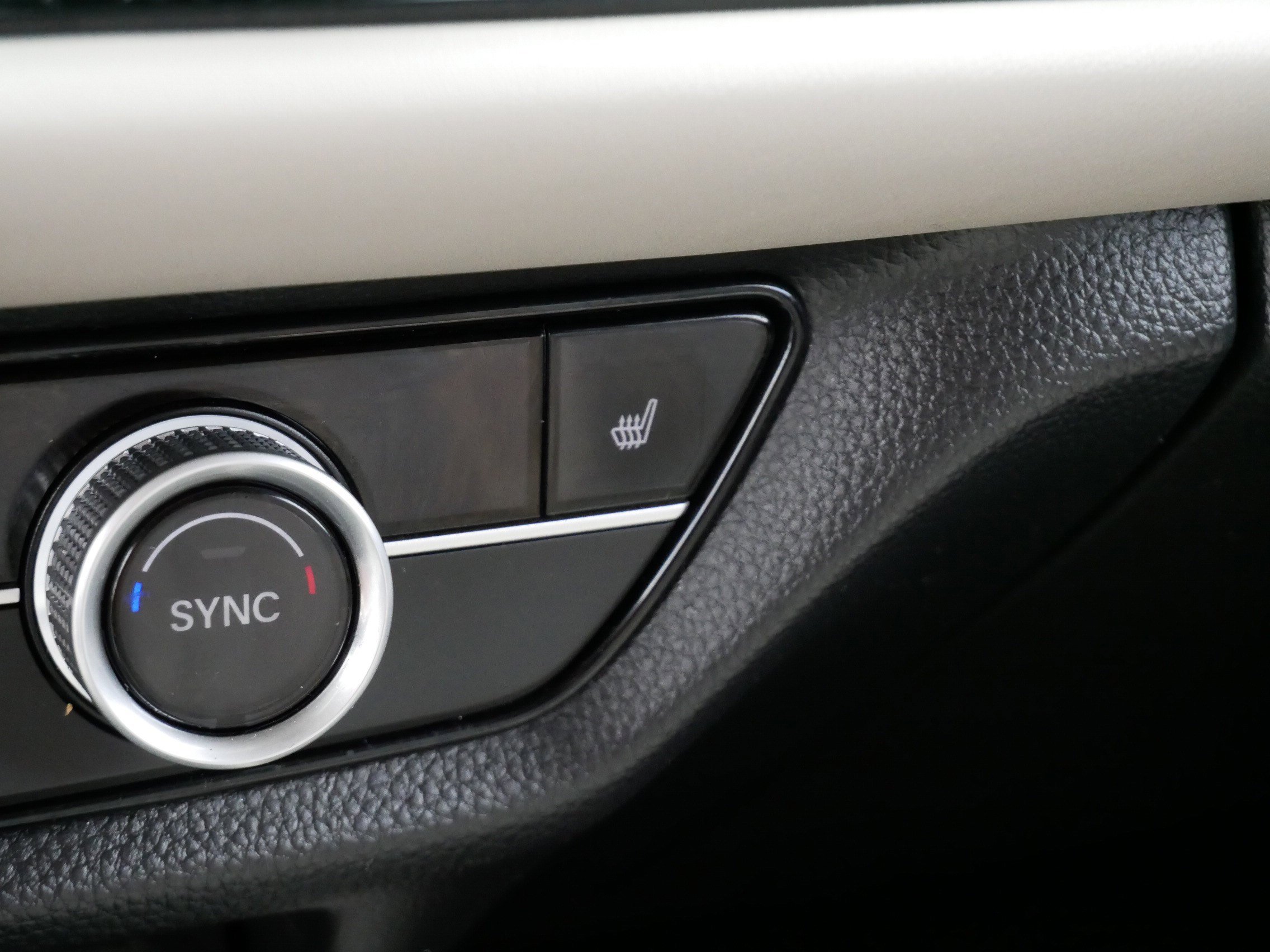 Certified 2024 Honda HR-V EX-L image 29