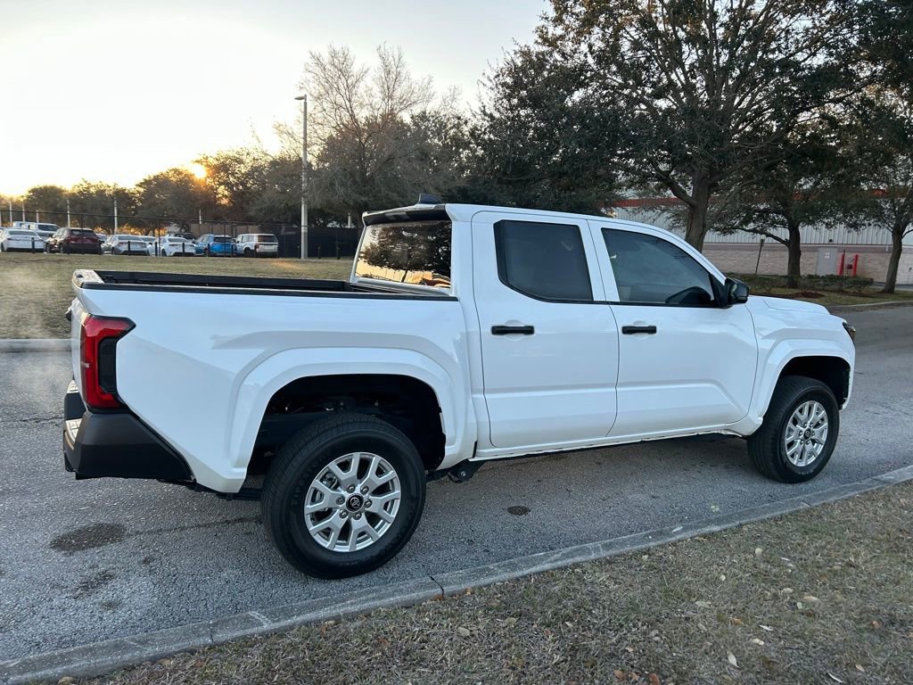 Certified 2024 Toyota Tacoma SR image 5