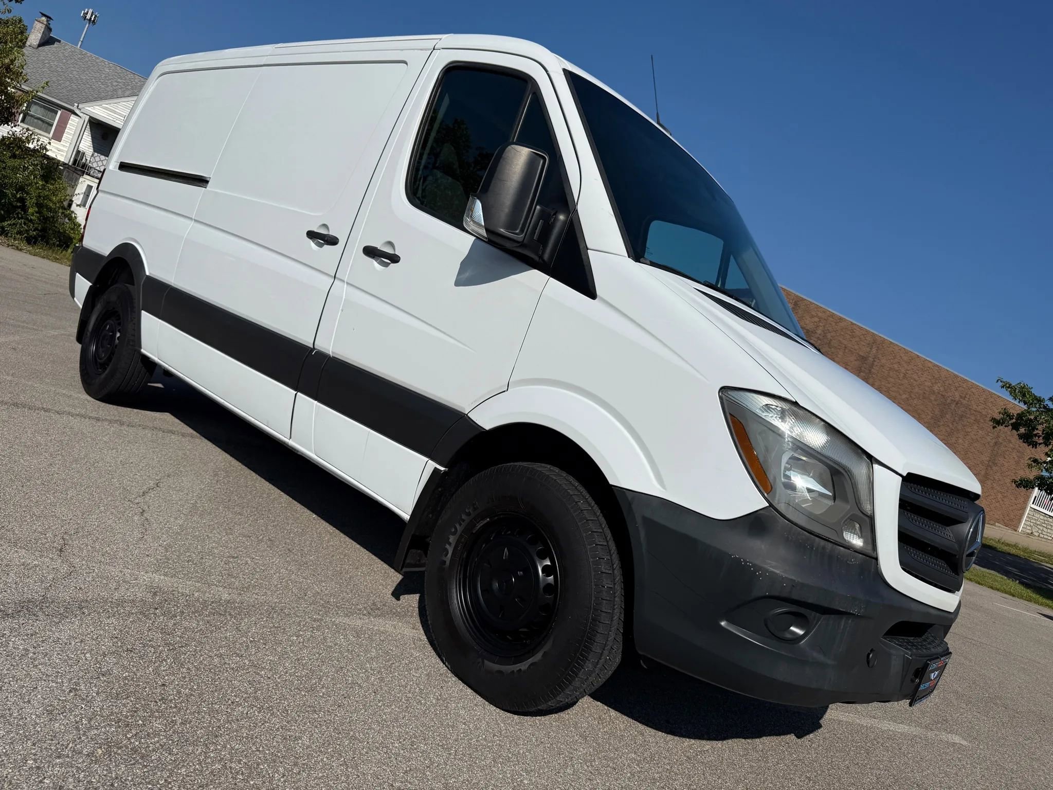 Used 2016 Mercedes-Benz Sprinter 2500 w/ Convenience Package image 39
