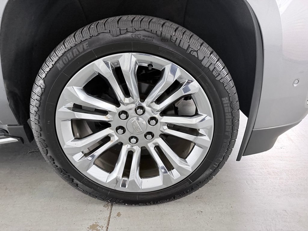 Used 2020 Cadillac Escalade Luxury w/ LPO, Radiant Package AWD/4WD image 5