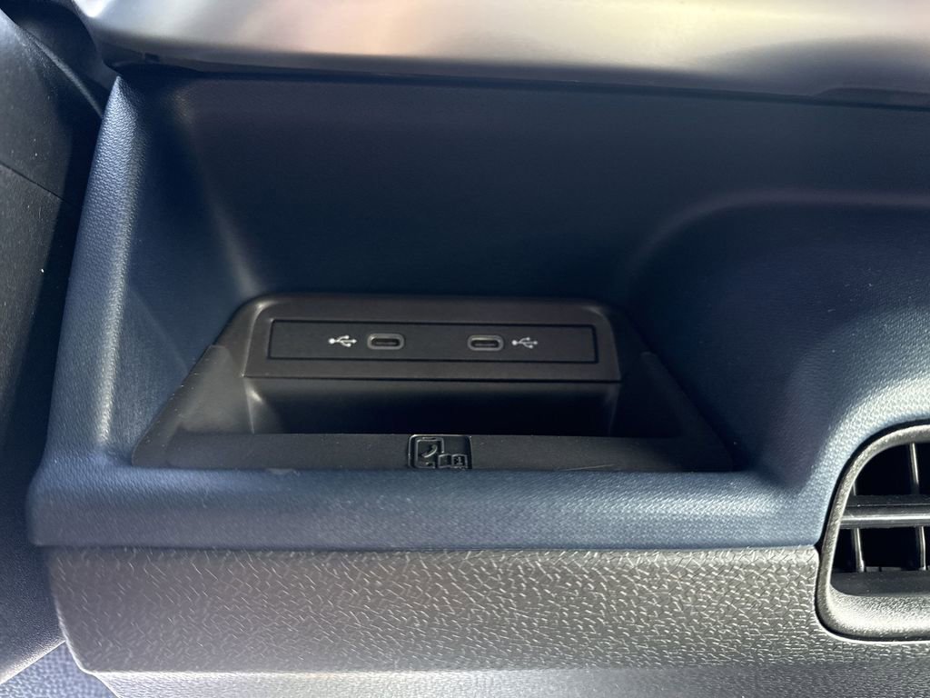 New 2025 Volkswagen ID. Buzz Pro S Plus AWD/4WD image 34
