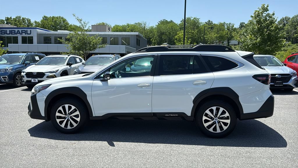 Used 2024 Subaru Outback Premium w/ Popular Package #1 AWD/4WD image 4