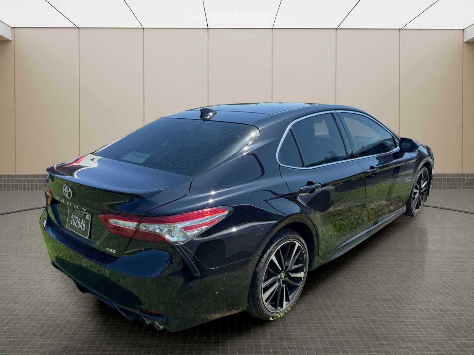 Used 2019 Toyota Camry XSE FWD image 15