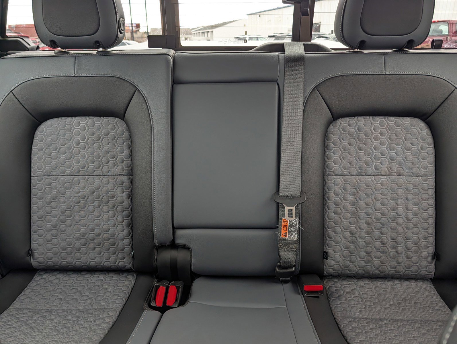 Used 2018 Chevrolet Colorado Z71 w/ Centennial Edition RWD image 13