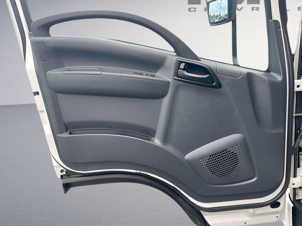 Used 2024 Chevrolet Low Cab Forward RWD image 19
