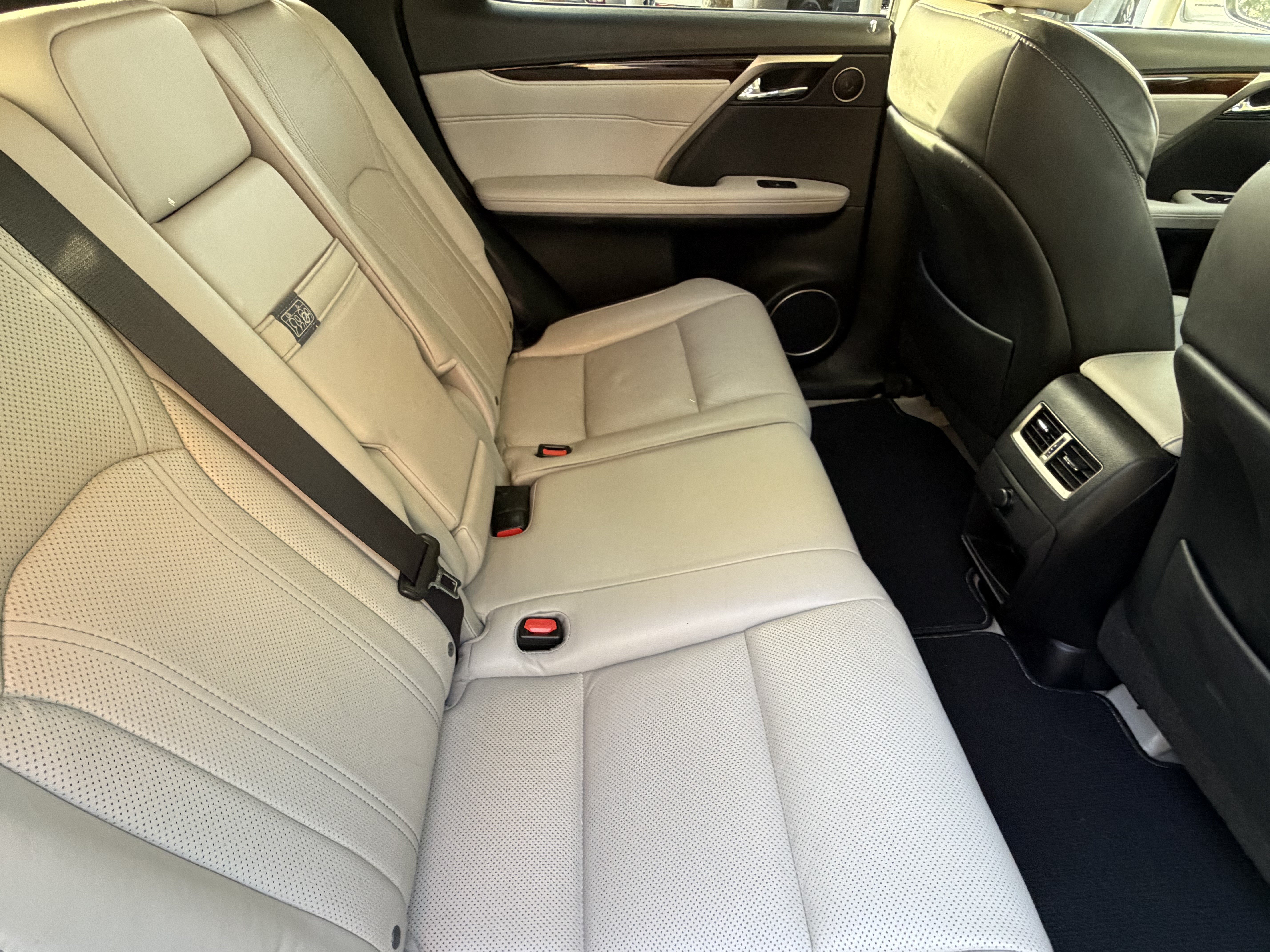 Used 2017 Lexus RX 350 AWD w/ Premium Package image 40