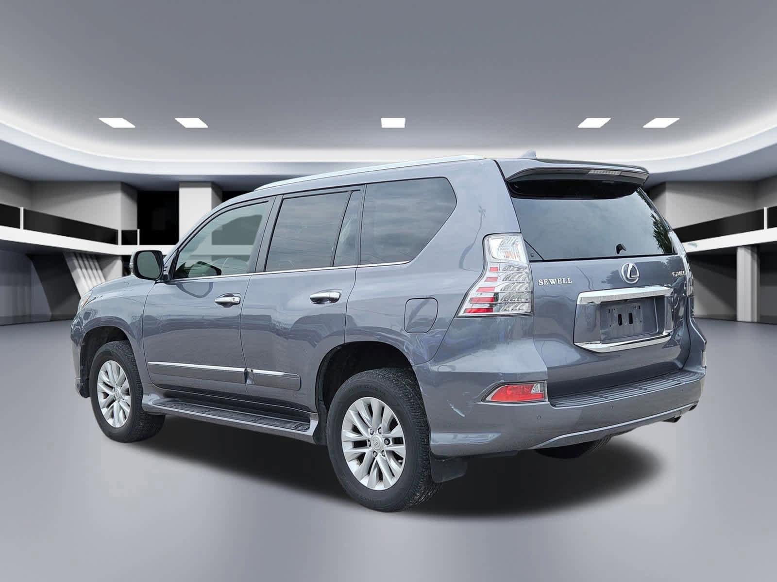 Used 2019 Lexus GX 460 Premium w/ Premium Package AWD/4WD image 4