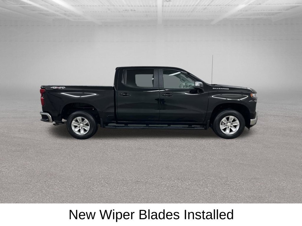 Used 2022 Chevrolet Silverado 1500 LT AWD/4WD image 16