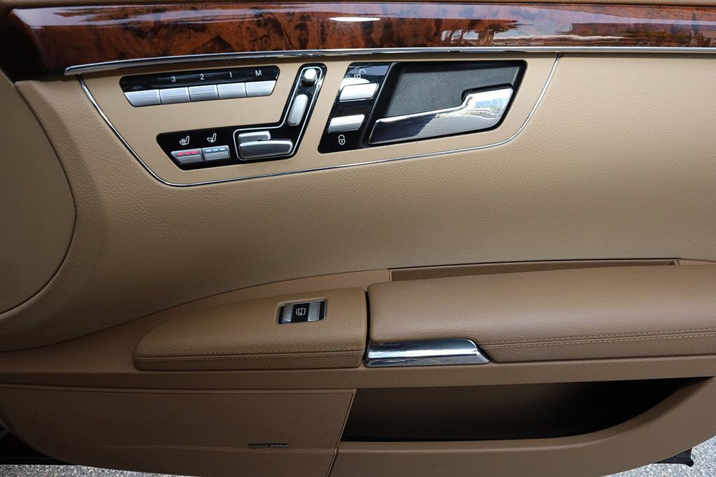 Used 2007 Mercedes-Benz S 550 image 29