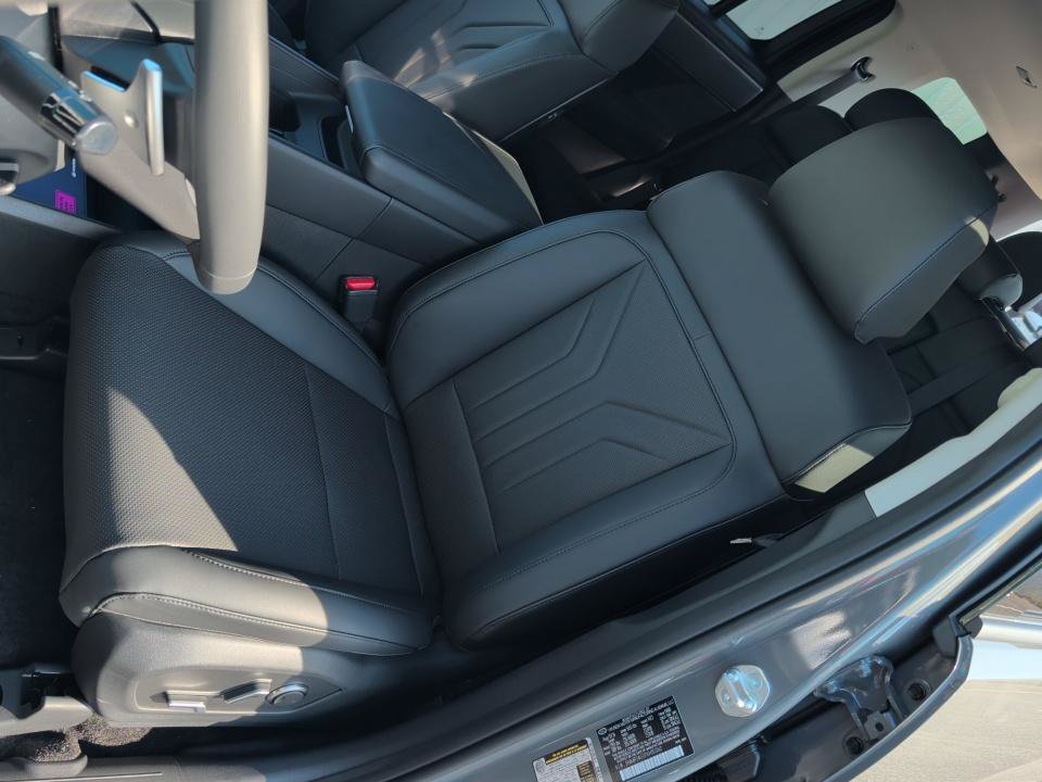 New 2027 Hyundai Santa Fe SEL FWD image 30