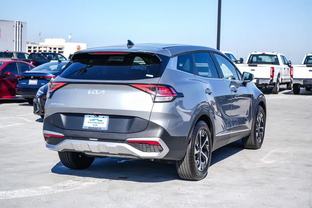 Used 2024 Kia Sportage EX FWD image 6