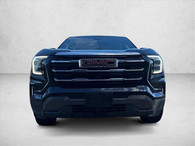 Used 2026 GMC Terrain Elevation FWD image 2
