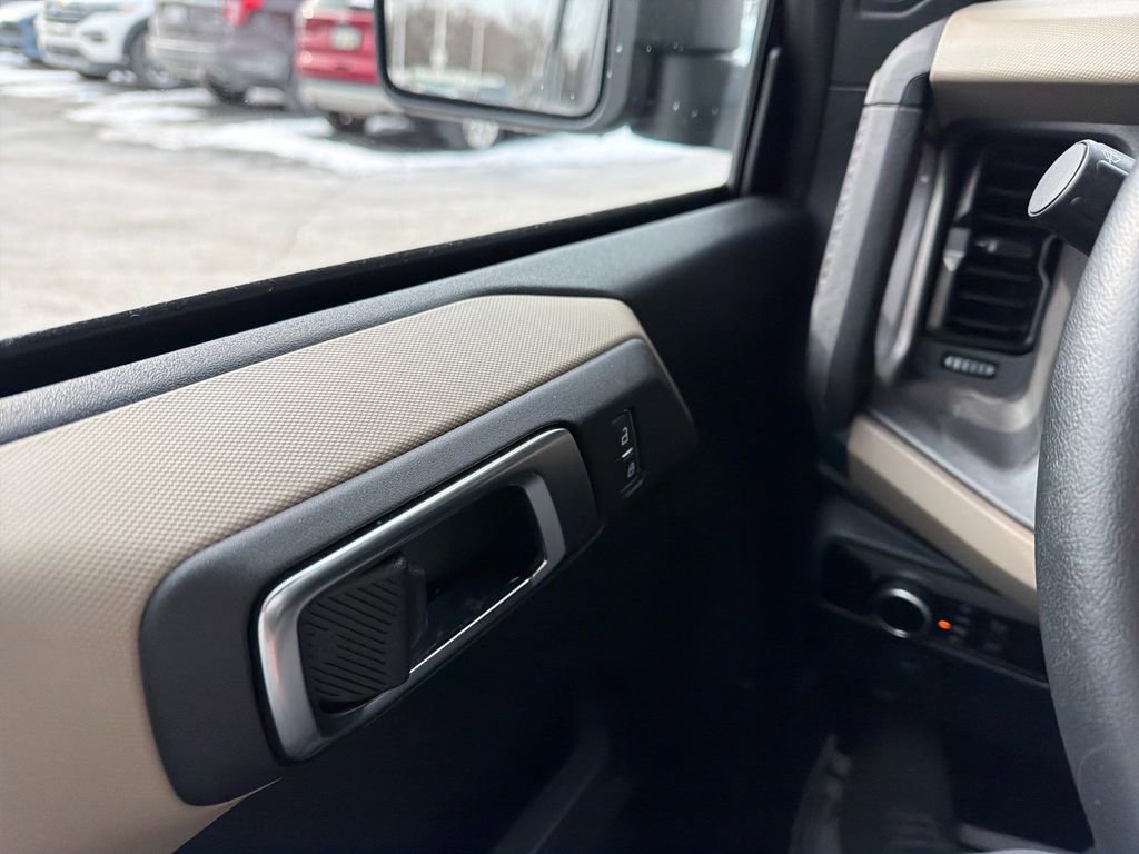 Used 2025 Ford Bronco Big Bend image 48