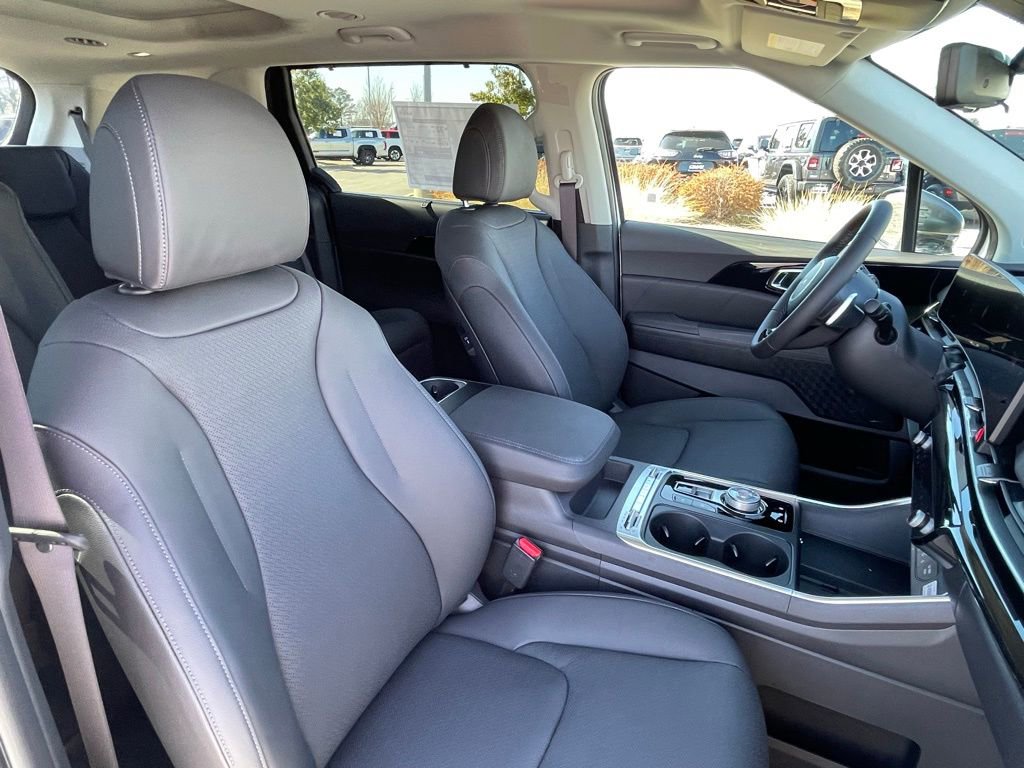 New 2026 Kia Carnival SX Prestige FWD image 33