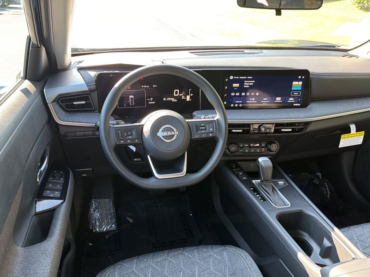 New 2026 Nissan Kicks SV w/ Cold Weather Package FWD image 17