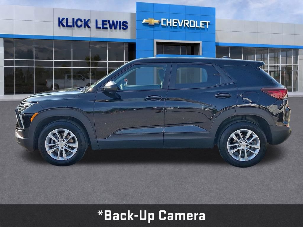 Used 2026 Chevrolet TrailBlazer LS w/ LS Convenience Package FWD image 4