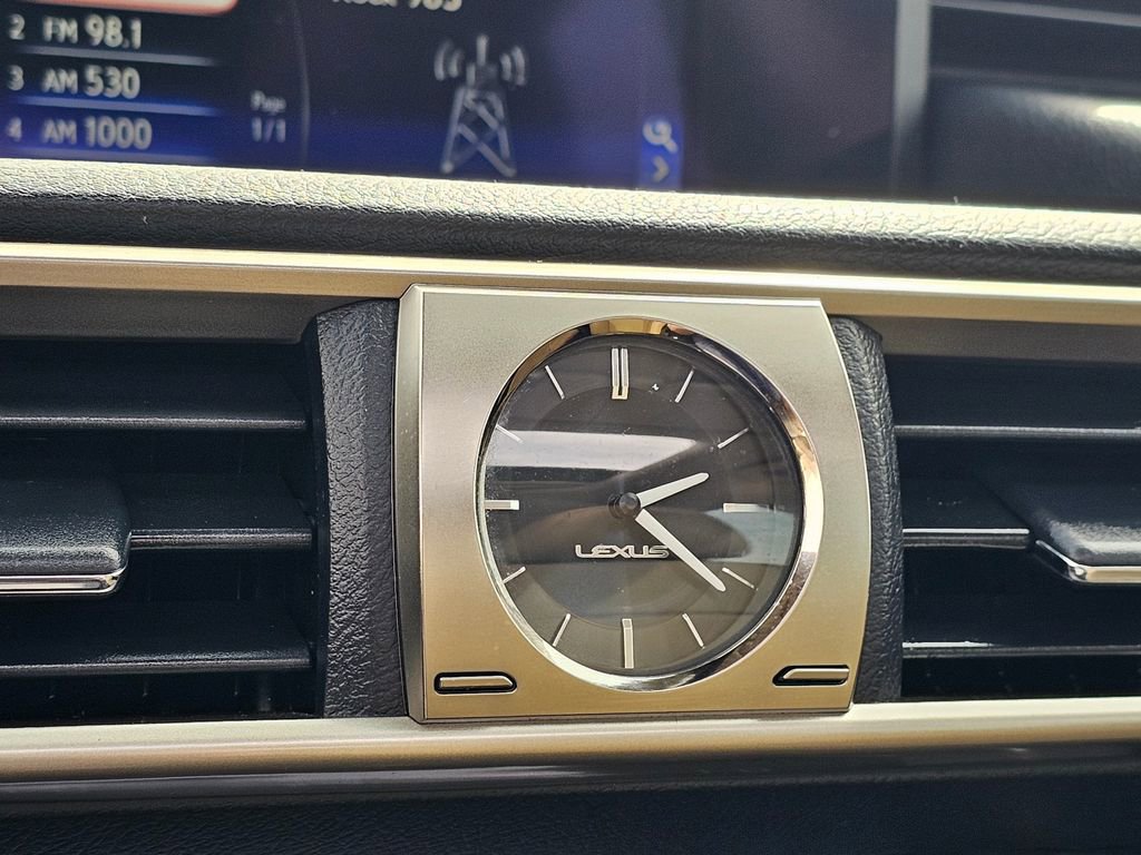 Used 2020 Lexus IS 300 image 28