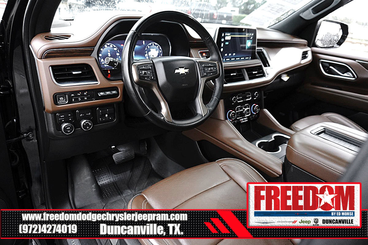 Used 2023 Chevrolet Suburban High Country AWD/4WD image 10