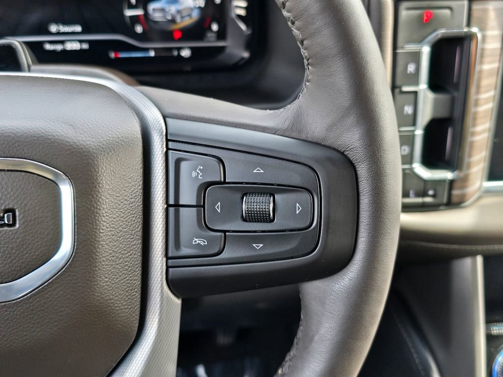 Certified 2023 GMC Yukon XL Denali w/ Denali Reserve Package image 22