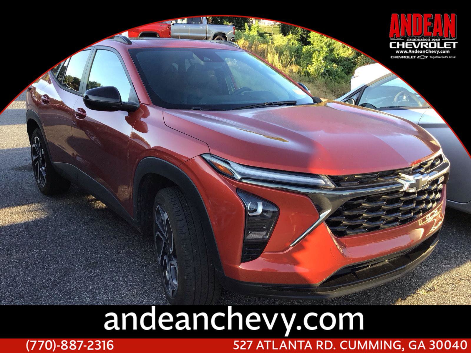 Used 2024 Chevrolet Trax RS w/ Sunroof Package FWD image 1
