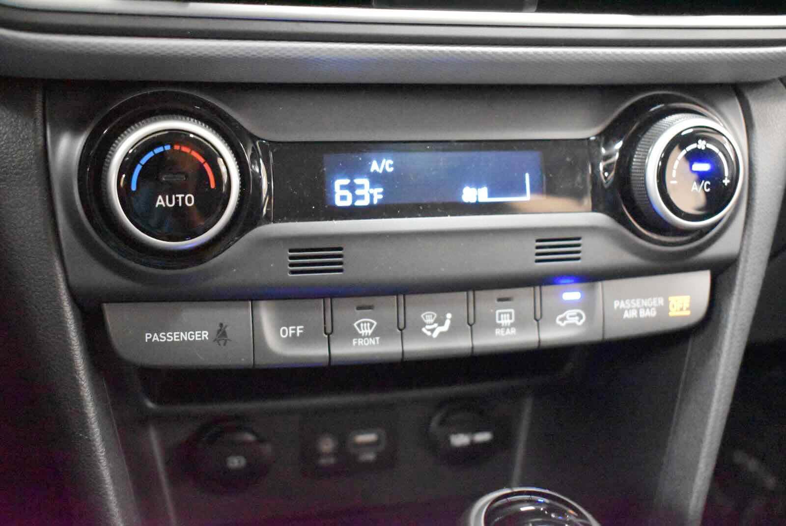 Used 2019 Hyundai Kona Limited AWD/4WD image 26