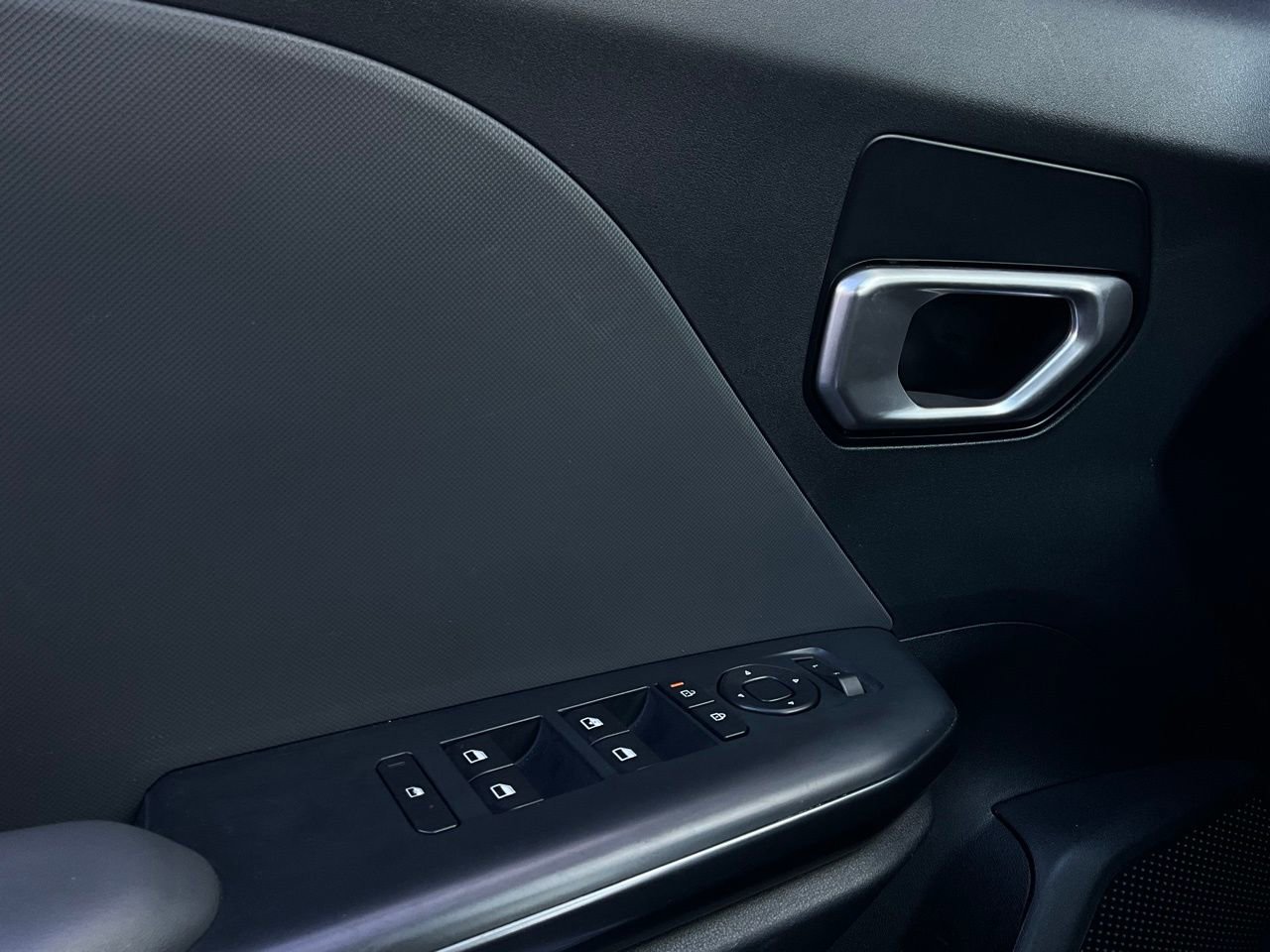 Used 2025 Kia K4 LXS image 20