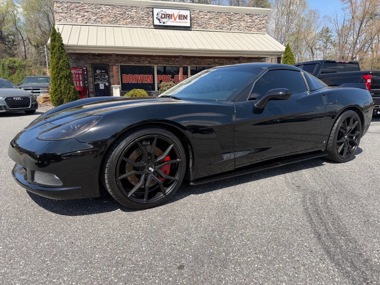 Used 2006 Chevrolet Corvette Coupe w/ Performance Package
