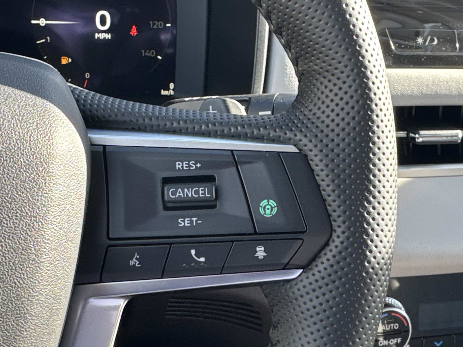 New 2026 Mitsubishi Outlander SEL image 18