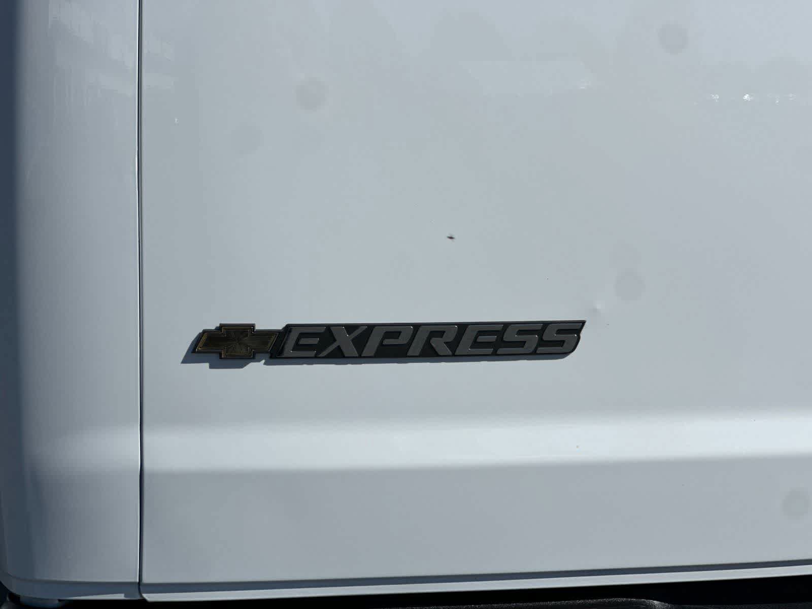 Used 2025 Chevrolet Express 2500 Extended w/ Driver Convenience Package RWD image 26